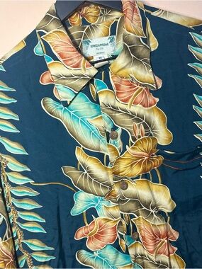 Vintage Kamehameha Hawaii Floral Aloha Shirt Medium Blue Rayon
